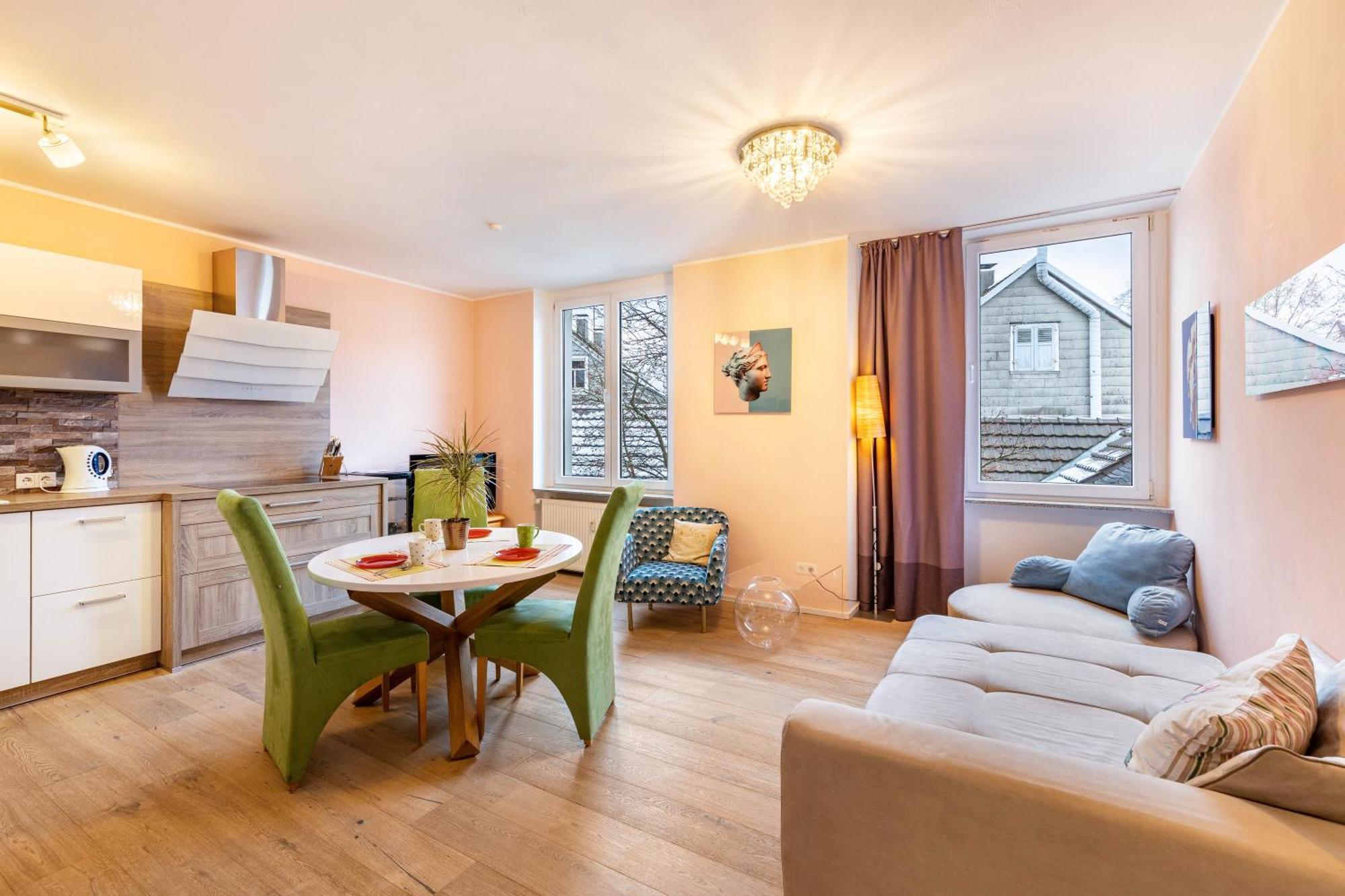 Serviced Apartments Xanthurus Швелм Екстериор снимка