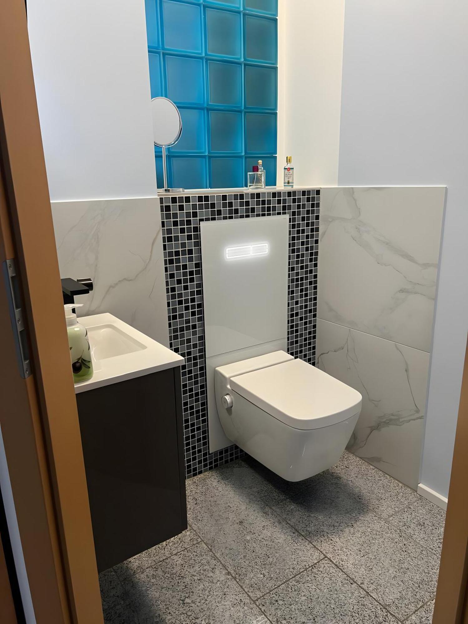 Serviced Apartments Xanthurus Швелм Екстериор снимка
