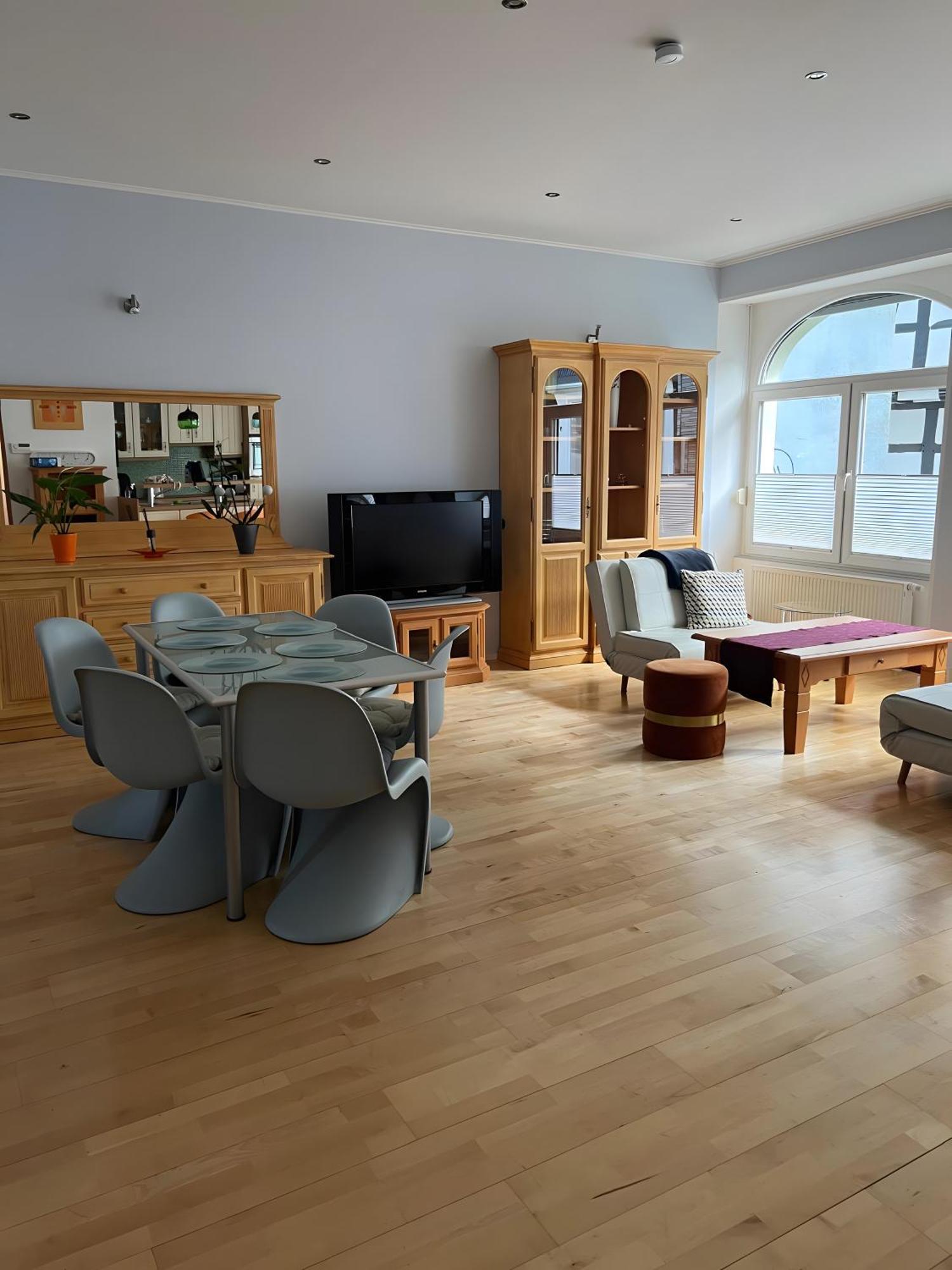 Serviced Apartments Xanthurus Швелм Екстериор снимка